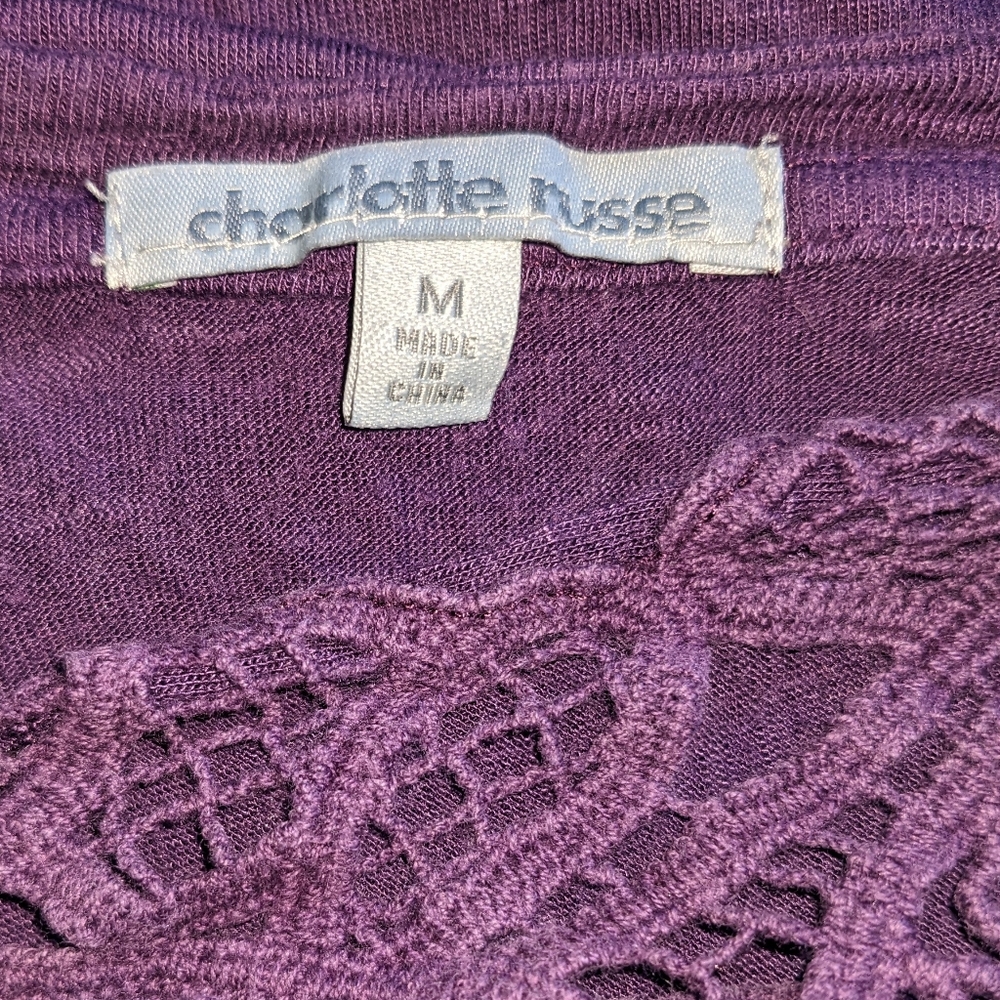 5/$25 Vintage Style Purple Crochet Sleeve Top Size Medium - Picture 5 of 5